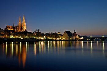 REgensburg_Nacht_350